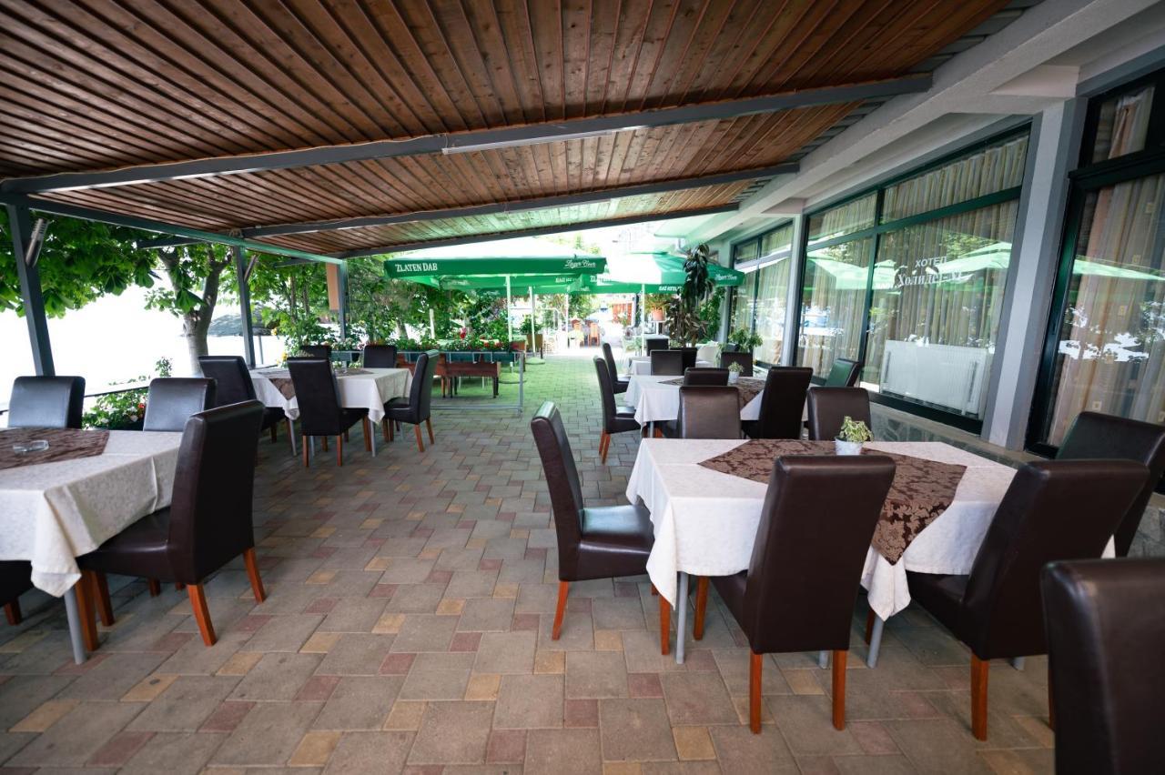 Hotel Holiday-M Ohrid Bagian luar foto